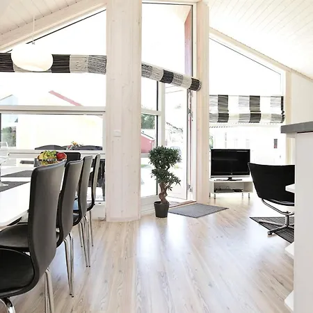 Bright With Wood-burning Stove And Sauna *