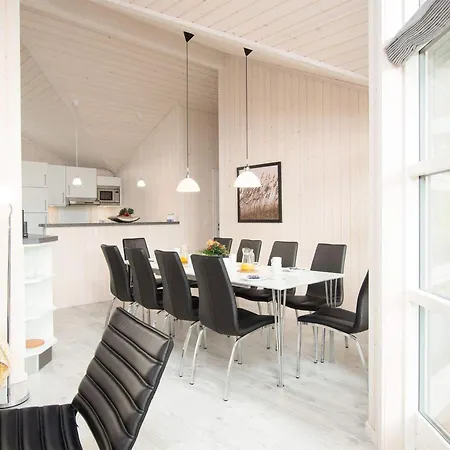 Bright With Wood-burning Stove And Sauna *